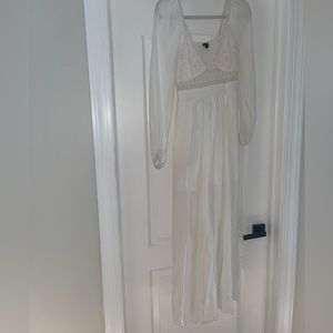 White bohemian crotchet long sleeve midi dress